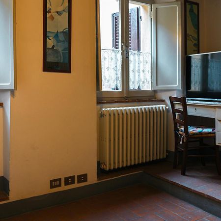Pulcinella Appartamento Tipico Centro Storico Montepulciano Exterior foto