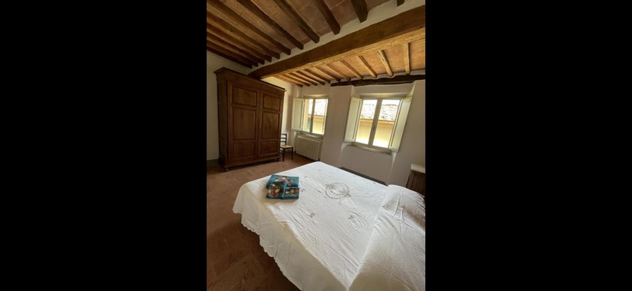 Pulcinella Appartamento Tipico Centro Storico Montepulciano Exterior foto