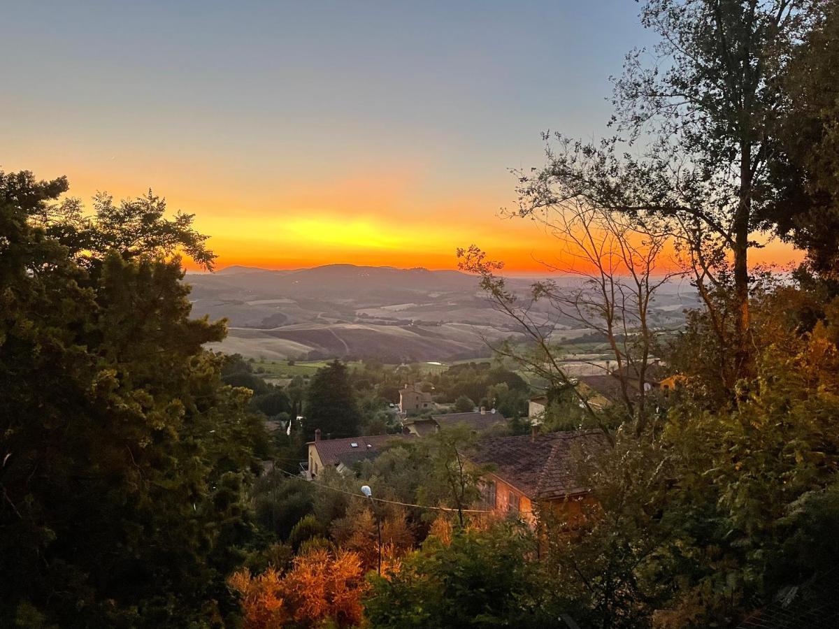 Pulcinella Appartamento Tipico Centro Storico Montepulciano Exterior foto