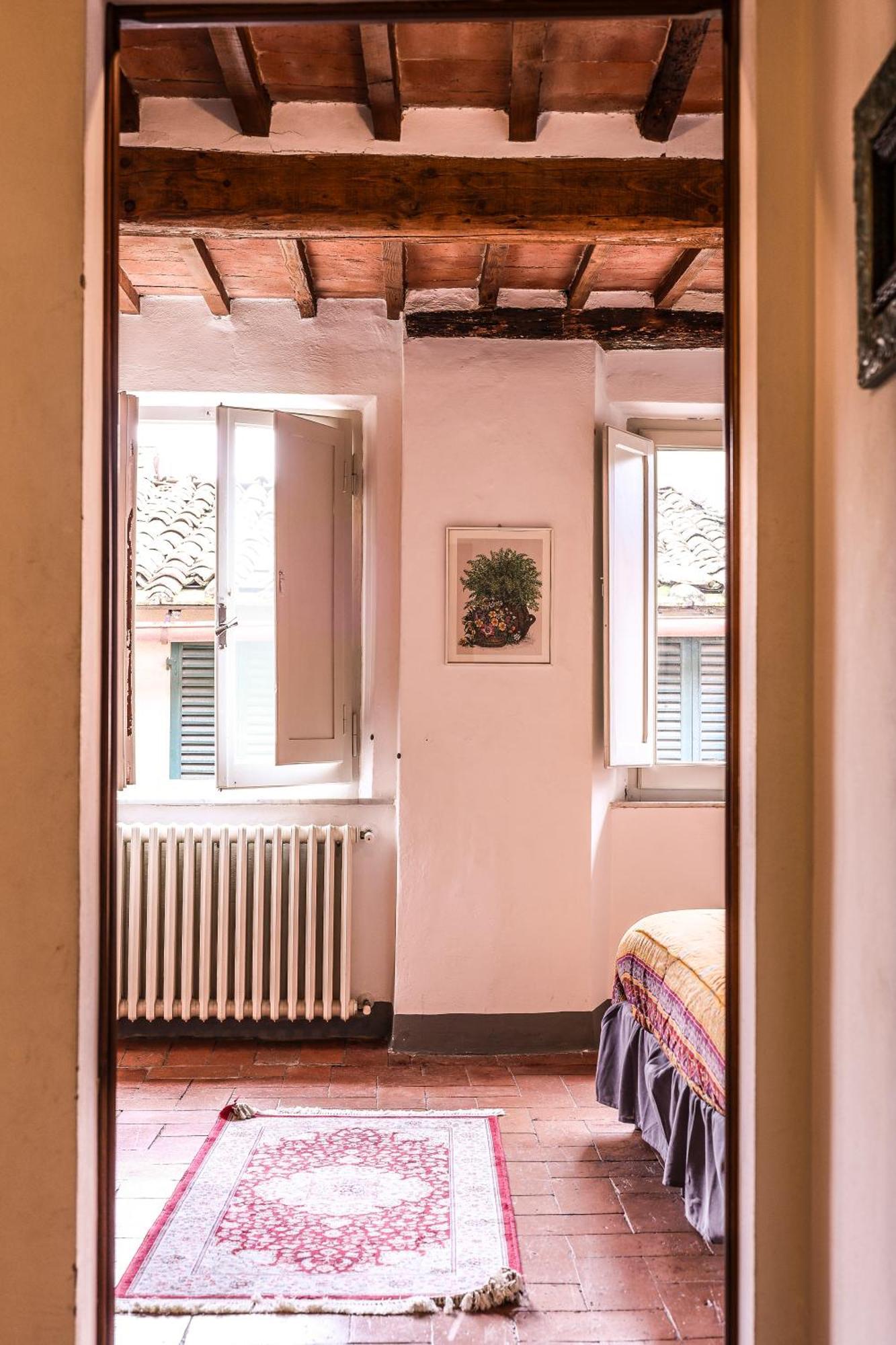 Pulcinella Appartamento Tipico Centro Storico Montepulciano Exterior foto