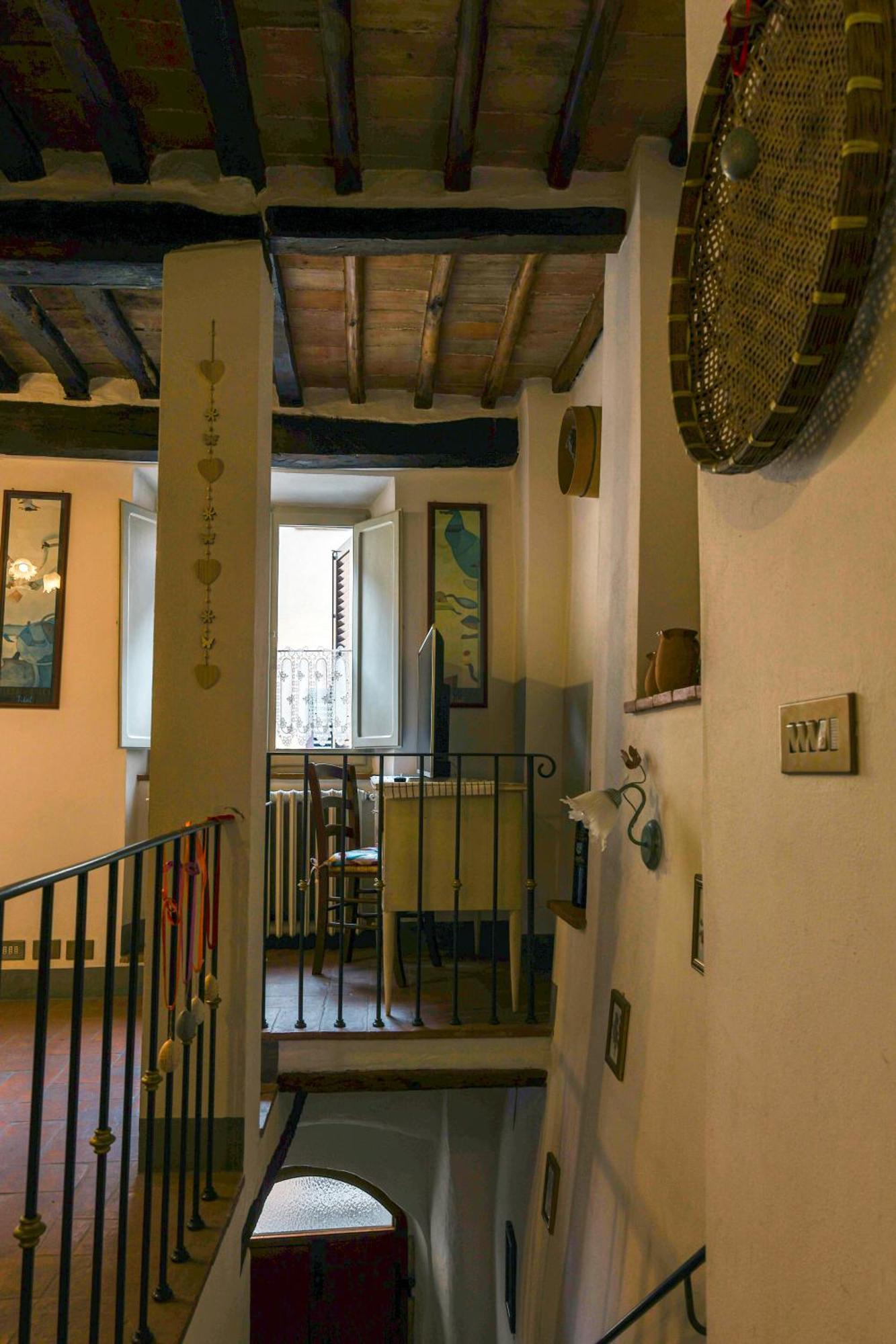 Pulcinella Appartamento Tipico Centro Storico Montepulciano Exterior foto